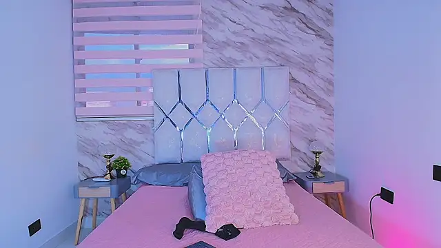 Snapshot of collet_1 chatting on 30, 5, 2026 collet 1 online show from 30, 5, 2026