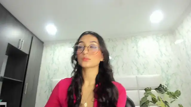 Snapshot of ValerySkinnyy chatting on 19, 9, 2025 ValerySkinnyy online show from 19, 9, 2025