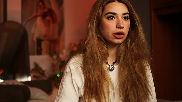 ItalianGirl online show from 15, 3, 2026