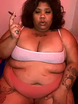 Snapshot of BlaxicanaMami chatting on 5, 10, 2025 BlaxicanaMami online show from 5, 10, 2025