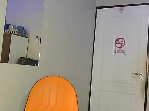 Sultry Booty online show from 5, 12, 2025