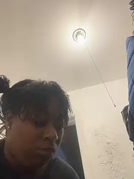 Snapshot of luvluvbubblesxo chatting on 22, 12, 2025 luvluvbubblesxo online show from 22, 12, 2025