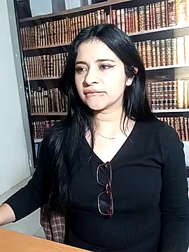 ValerieLove  online show from 15, 9, 2025