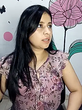 ValerieLove  online show from 10, 10, 2025