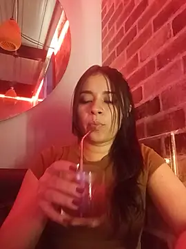 Snapshot of ValerieLove_ chatting on 21, 5, 2026 ValerieLove online show from 21, 5, 2026