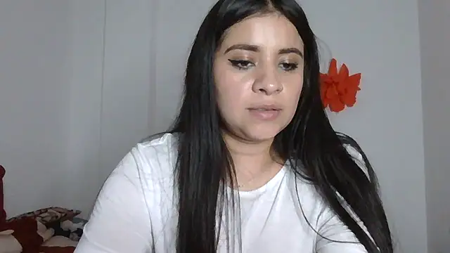 Snapshot of ValerieLove_ chatting on 23, 5, 2026 ValerieLove online show from 23, 5, 2026