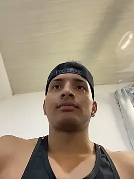 Snapshot of Smith_Fitness chatting on 25, 4, 2026 Smith Fitness online show from 25, 4, 2026