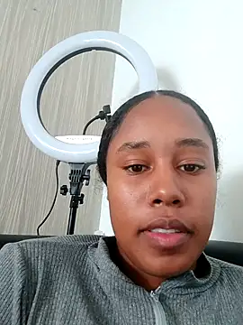 Snapshot of MoniqueMulberry chatting on 24, 9, 2025 MoniqueMulberry online show from 24, 9, 2025