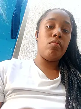 MoniqueMulberry online show from 15, 12, 2025