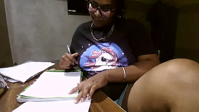 Snapshot of DearKimmi chatting on 17, 4, 2026 DearKimmi online show from 17, 4, 2026