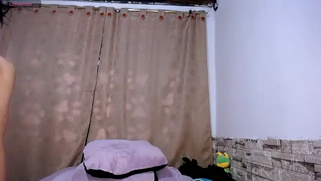 Snapshot of DaraKat18 chatting on 20, 3, 2026 DaraKat18 online show from 20, 3, 2026