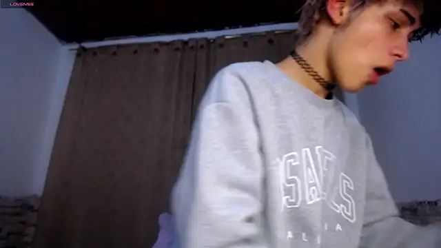 Snapshot of DaraKat18 chatting on 27, 3, 2026 DaraKat18 online show from 27, 3, 2026