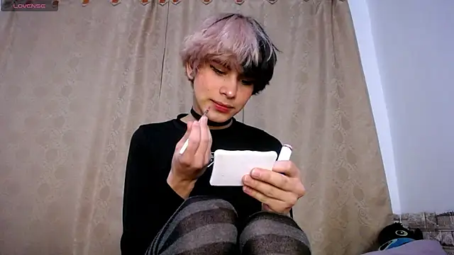 Snapshot of DaraKat18 chatting on 21, 4, 2026 DaraKat18 online show from 21, 4, 2026