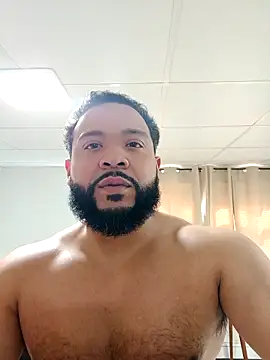 Snapshot of tripping385 chatting on 14, 3, 2026 tripping385 online show from 14, 3, 2026