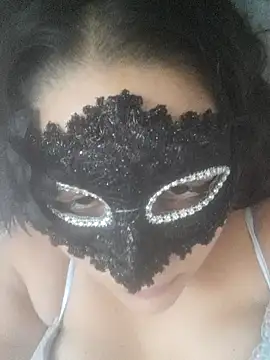 Snapshot of LOCA_GIRL chatting on 13, 9, 2025 LOCA GIRL online show from 13, 9, 2025