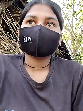 Janvi Jaitly online show from 7, 11, 2025