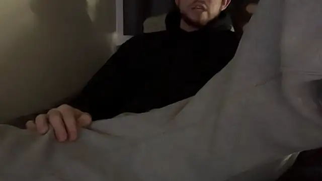 Snapshot of twinkydave chatting on 25, 11, 2025 twinkydave online show from 25, 11, 2025