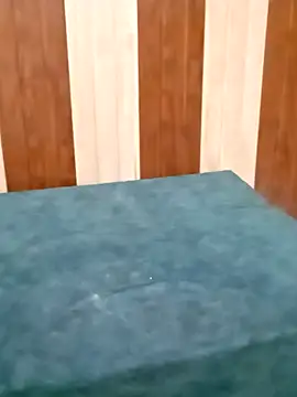 Snapshot of your_favourite_bhabhi chatting on 19, 9, 2025 your favourite bhabhi online show from 19, 9, 2025