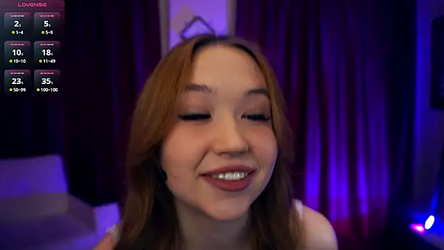 Snapshot of ShariTietge chatting on 26, 11, 2025 ShariTietge online show from 26, 11, 2025