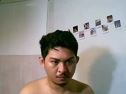 Snapshot of cuteipinoy chatting on 2, 10, 2025 cuteipinoy online show from 2, 10, 2025