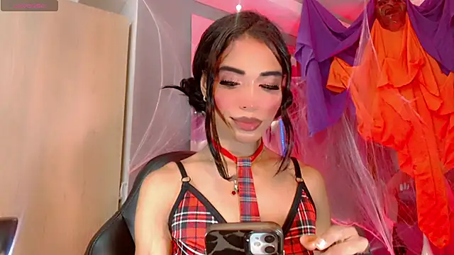 BabyAmatiis  online show from 29, 10, 2025