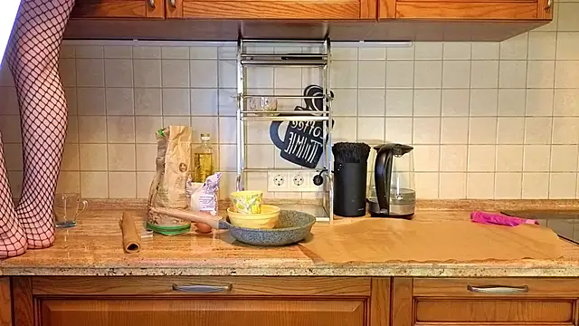 Snapshot of KandraCruser chatting on 5, 4, 2026 KandraCruser online show from 5, 4, 2026