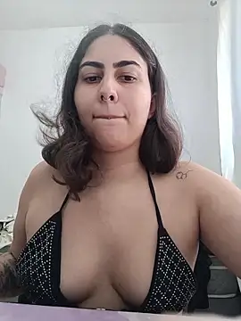 Snapshot of ApenasLys chatting on 26, 4, 2026 ApenasLys online show from 26, 4, 2026