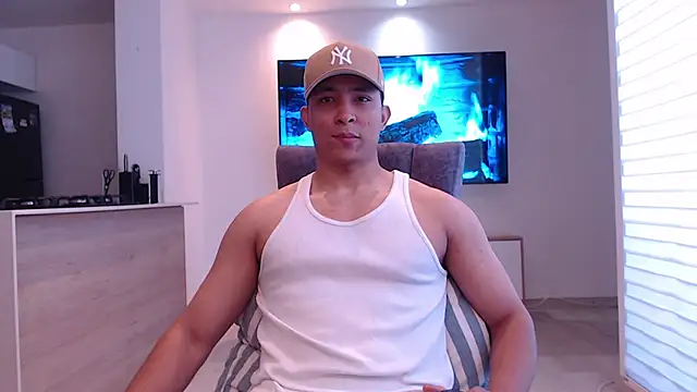 Snapshot of Auron_Demon01 chatting on 5, 10, 2025 Auron Demon01 online show from 5, 10, 2025