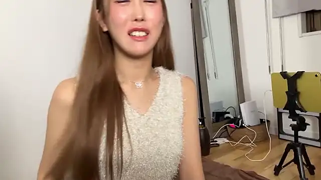 Nakadashi-kun online show from 4, 10, 2025