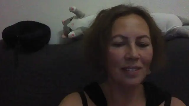 Snapshot of Loxiva chatting on 1, 11, 2025 Loxiva online show from 1, 11, 2025