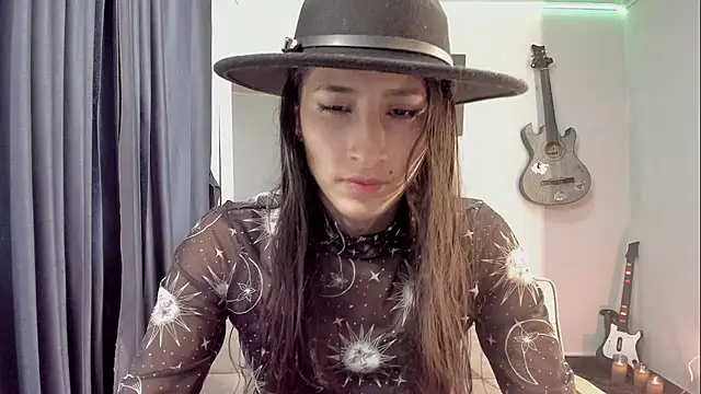 XxnikolayxX online show from 18, 12, 2025