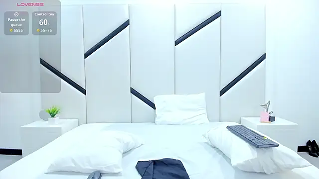 GeraldineSandoval online show from 13, 11, 2025