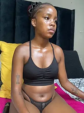 Littlebunny33 online show from 18, 4, 2026