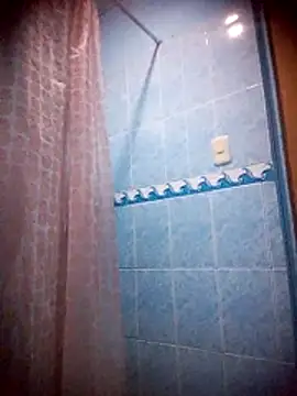 Snapshot of EAAM1@xh chatting on 12, 4, 2026 EAAM1xh online show from 12, 4, 2026