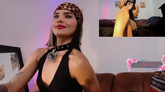 La Diabla 111  online show from 22, 5, 2026
