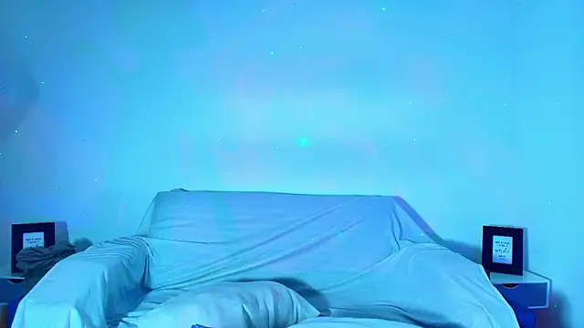 Dulce Bella  online show from 6, 10, 2025