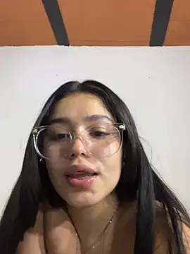 AvaScott  online show from 18, 11, 2025