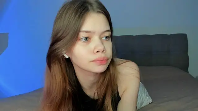 Milimeowww online show from 1, 12, 2025