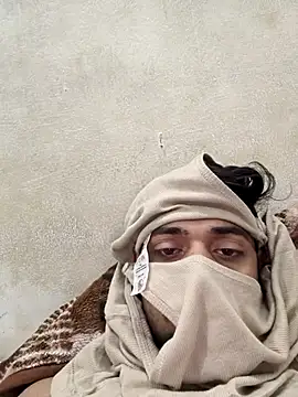 Snapshot of ritwesh chatting on 4, 12, 2025 ritwesh online show from 4, 12, 2025