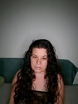Snapshot of PerleRaree chatting on 27, 4, 2026 PerleRaree online show from 27, 4, 2026