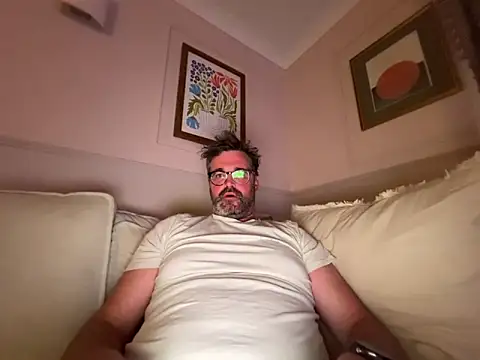 CyprioteWhitefly online show from 9, 5, 2026