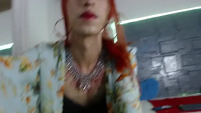 Trinity Knox online show from 18, 9, 2025