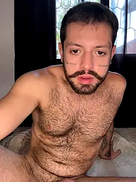 Snapshot of Luccaskonig chatting on 24, 11, 2025 Luccaskonig online show from 24, 11, 2025