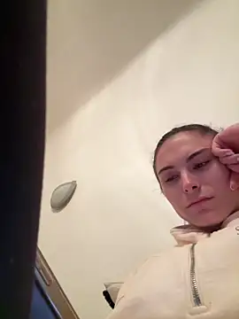 Snapshot of SophiiaStarr chatting on 12, 4, 2026 SophiiaStarr online show from 12, 4, 2026