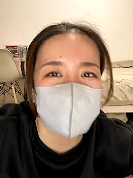 NATSUMI00 online show from 12, 11, 2025