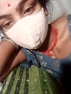 Snapshot of Sharmili_xx chatting on 4, 10, 2025 Sharmili xx online show from 4, 10, 2025