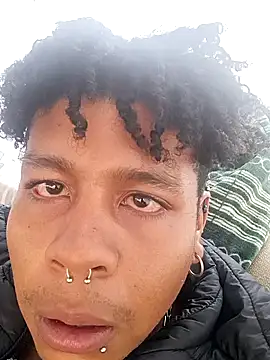 Snapshot of CharlyRaw chatting on 30, 10, 2025 CharlyRaw online show from 30, 10, 2025