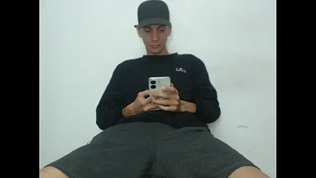 Snapshot of sam_hottt chatting on 20, 10, 2025 sam hottt online show from 20, 10, 2025