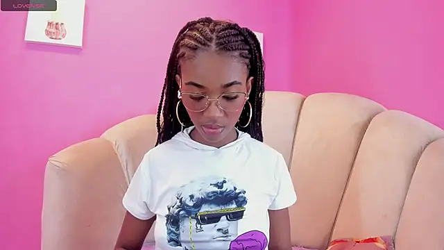 MarianRosse online show from 28, 9, 2025