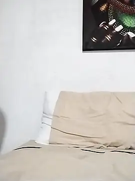 latinblack16 online show from 24, 10, 2025